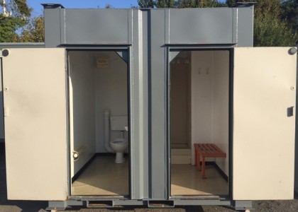 CONTAINER VỆ SINH
